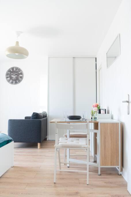 Apartamento Le Citadin-T1-28M2-Pte Paris M7 Le Kremlin-Bicêtre Exterior foto