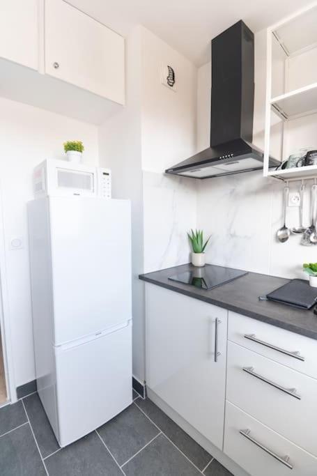 Apartamento Le Citadin-T1-28M2-Pte Paris M7 Le Kremlin-Bicêtre Exterior foto